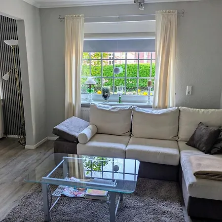 Appartement Alt-loga - Komfortable Mit Salzgrotte Und Wellnessangeboten Leer