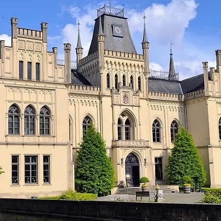 Appartement Alt-loga - Komfortable Mit Salzgrotte Und Wellnessangeboten Leer